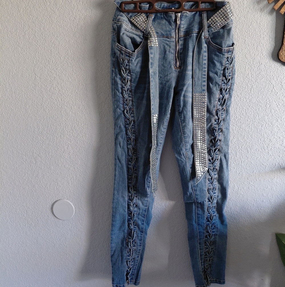 VENUS Light Blue Embellished Skinny Jeans